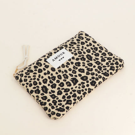 Trousse côtelée - AMOUR et coeur, motifs léopard imprimés