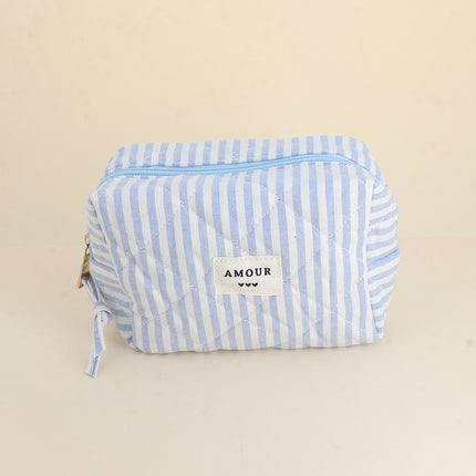 Trousse - AMOUR et 3 coeurs - 15 x 10 x 8 cm