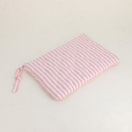 Pouch - graphic pattern