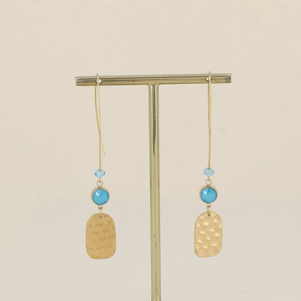 Boucles à crochet - pampille aspect nid d'abeille, ornées de cristaux de Swarovski® SS29 et cristal toupie
