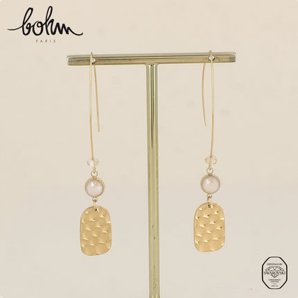 Boucles à crochet - pampille aspect nid d'abeille, ornées de cristaux de Swarovski® SS29 et cristal toupie