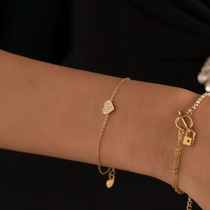 Bracelet Carla avec coeur serti d'oxydes de zirconium